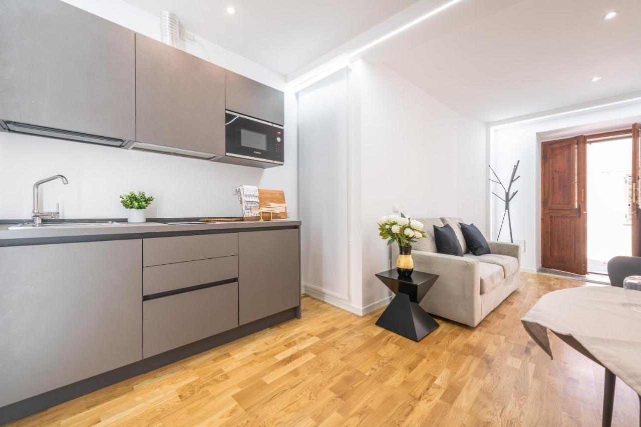 A E C Homedesign Stampace Cagliari Bagian luar foto